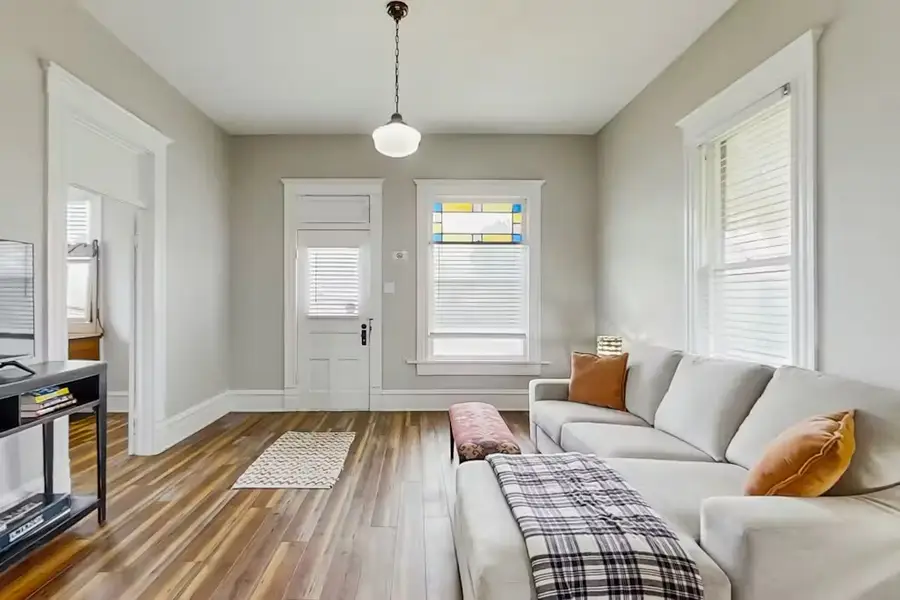 208 N 9th Street, Rogers, AR 72756 - #3