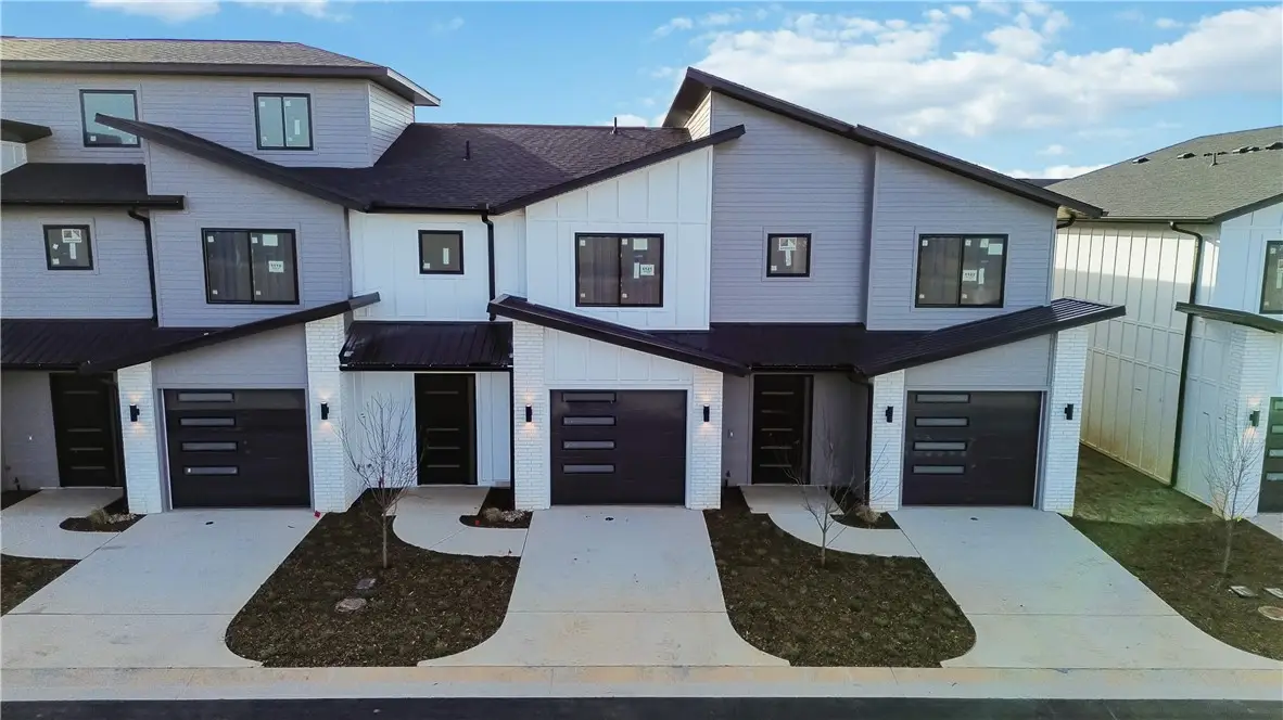 425 Balloon Flower Avenue, Lowell, AR 72745 - Image #1