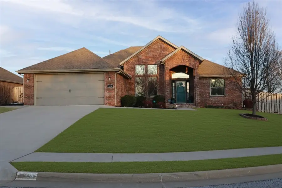 203 Colville Street, Lowell, AR 72745 - Image #2