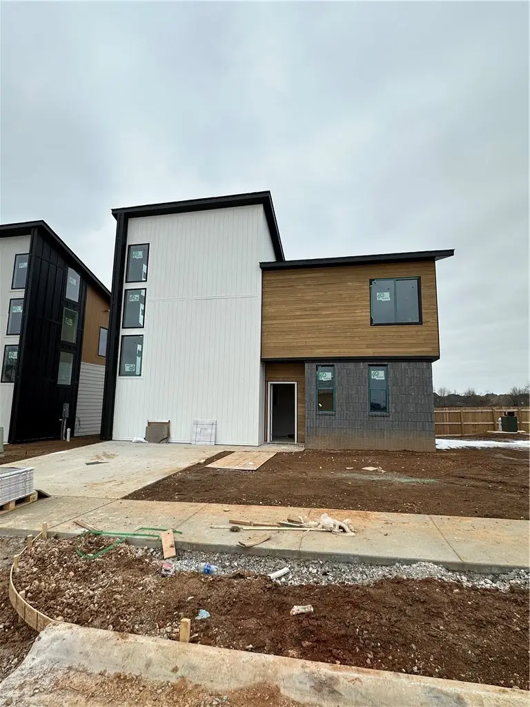 2400 S 27th Street, Rogers, AR 72758 - #2