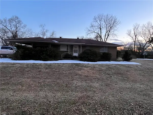 408 NE 5th Street, Atkins, AR 72823