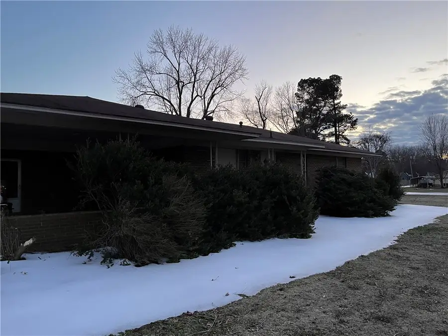 408 NE 5th Street, Atkins, AR 72823 - #2