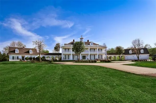 1501 N Starr Drive, Fayetteville, AR 72701