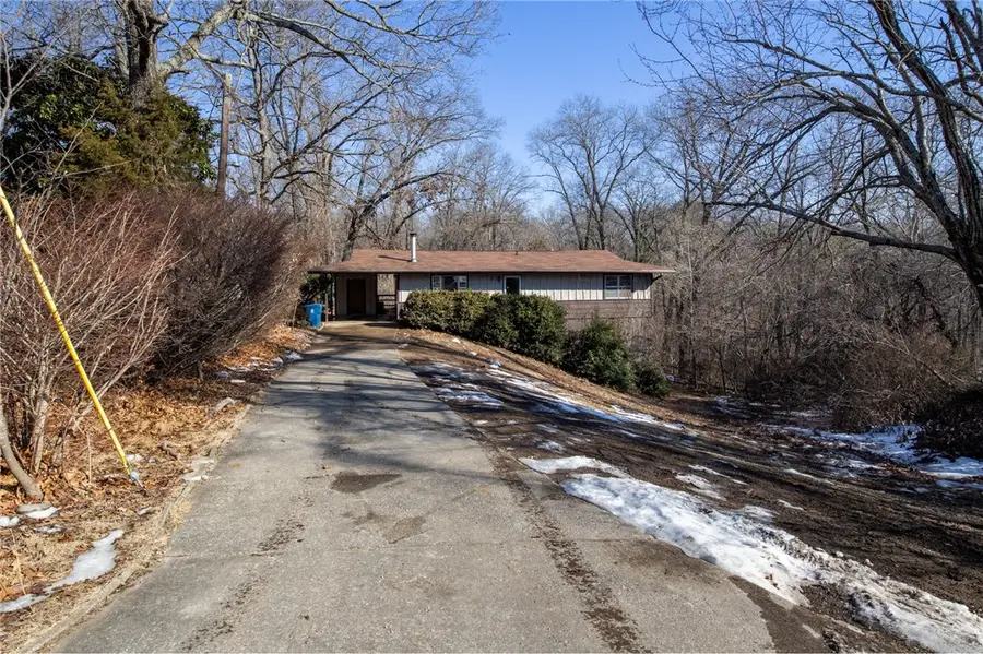 3 Leicester Drive, Bella Vista, AR 72714 - #3