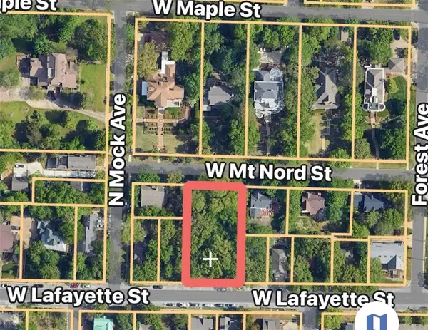 W Mount Nord Street, Fayetteville, AR 72701