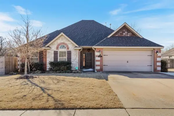 3727 Brightwater Place, Fayetteville, AR 72704