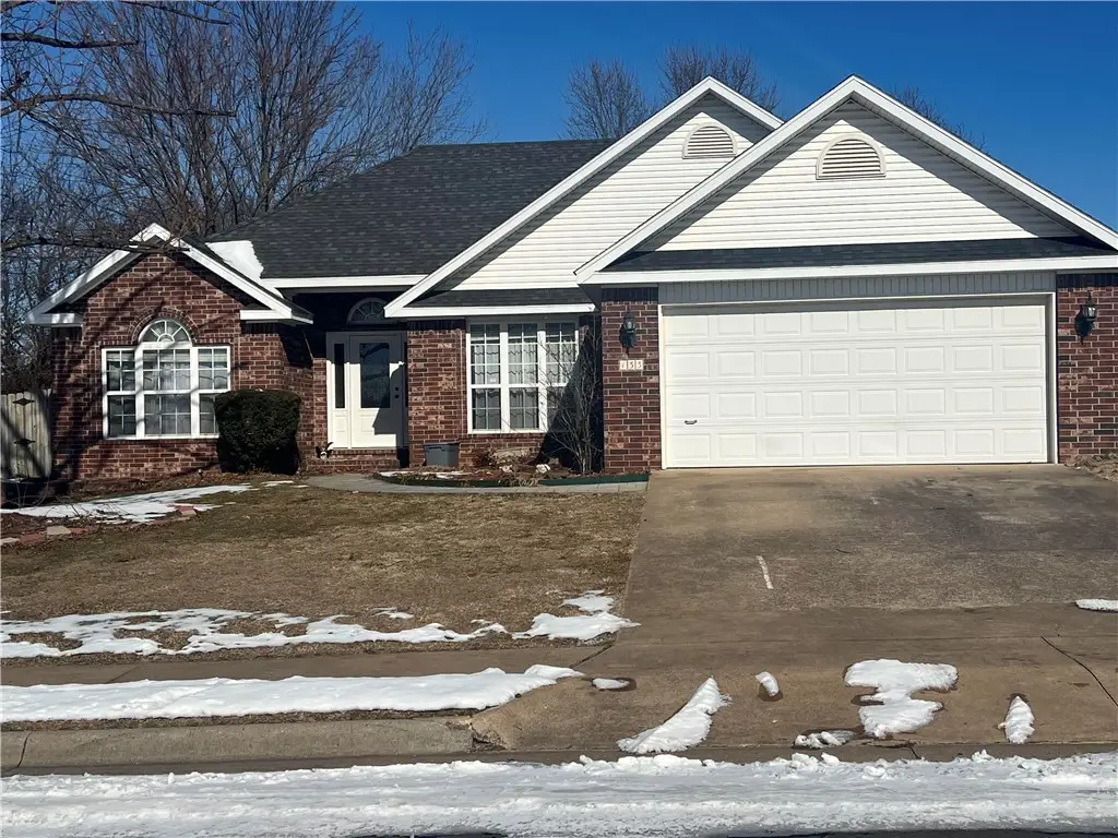 133 Fox Run Circle, Centerton, AR 72719 - Image #1