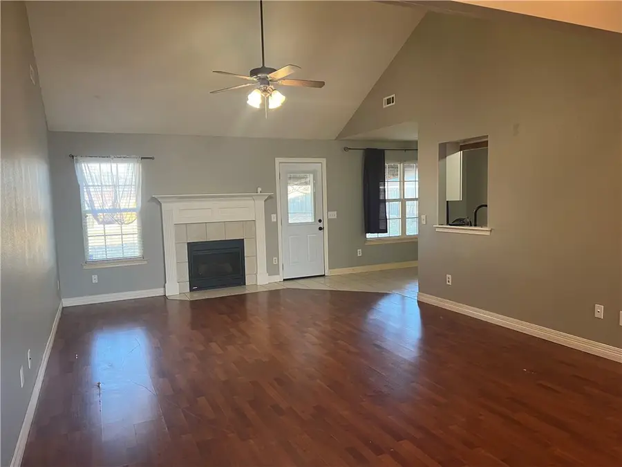 133 Fox Run Circle, Centerton, AR 72719 - Image #3