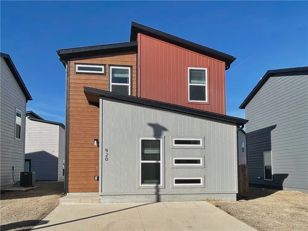 920 States Avenue, Bentonville, AR 72713 - #1