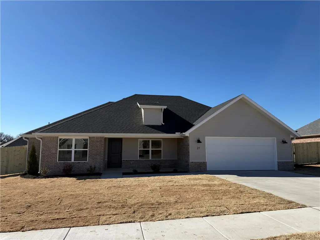 27 N Banner Avenue, Farmington, AR 72730 - Image #1