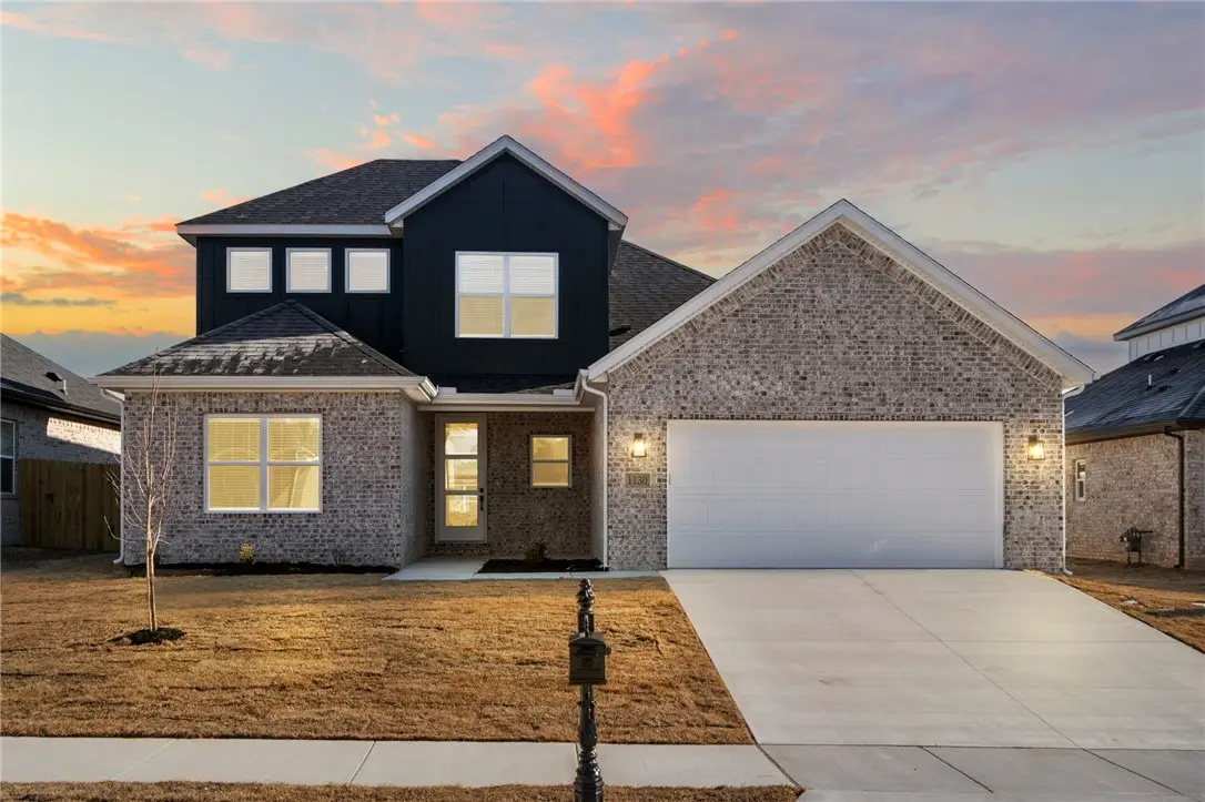 1231 Mammoth Street, Bentonville, AR 72713 - Image #1