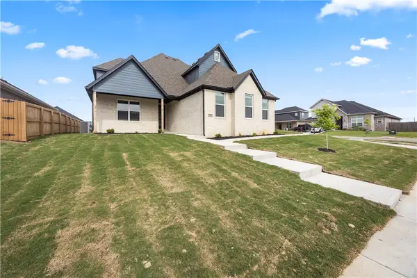 1241 Mammoth Street, Bentonville, AR 72713