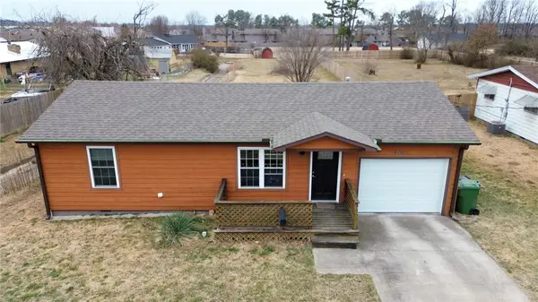 406 S Dixieland Road, Rogers, AR 72758