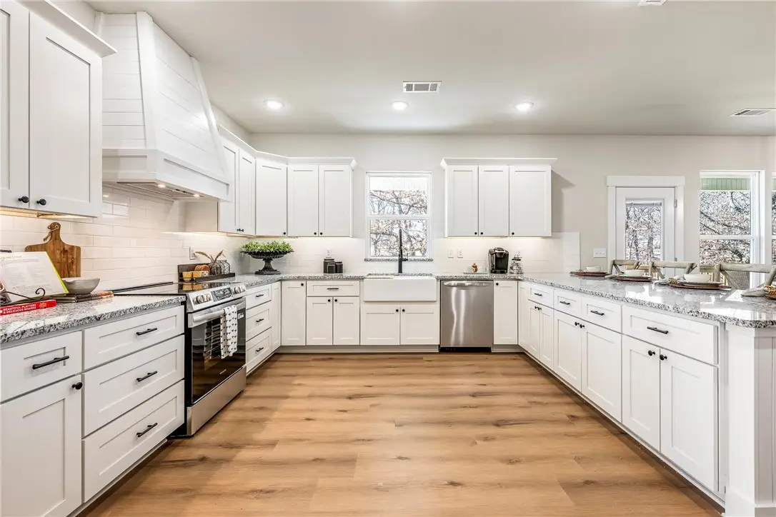 10101 Raindrop Lane, Gravette, AR 72736 - #1