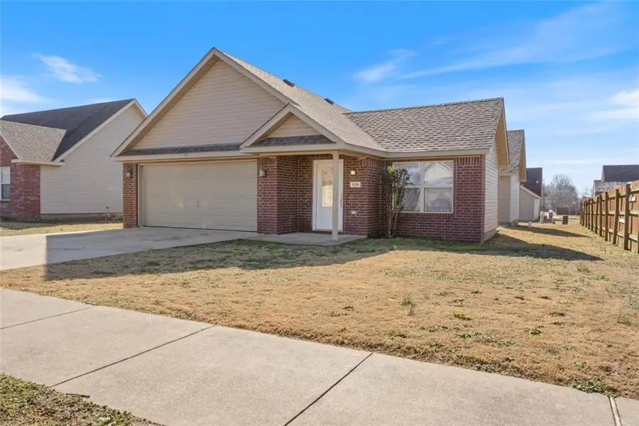 1110 E Courage, Siloam Springs, AR 72761 - #3