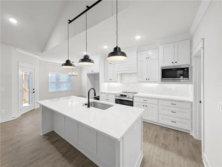 4 Winchelsea Lane, Bella Vista, AR 72714 - #3