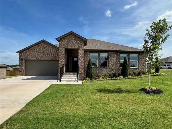 308 Greer Street, Pea Ridge, AR 72751