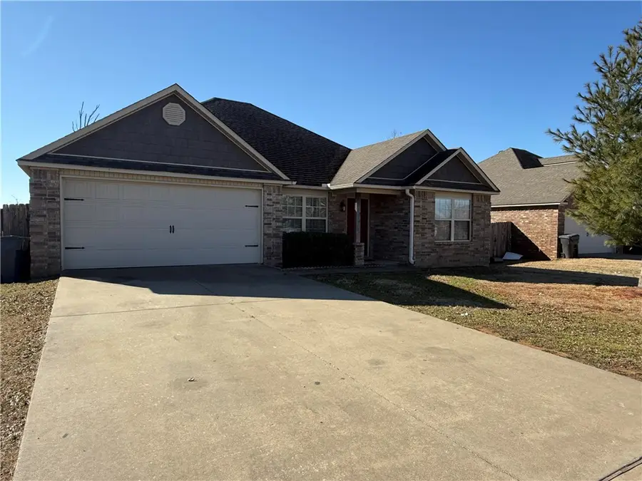 304 E Laurel Avenue, Rogers, AR 72758 - #3