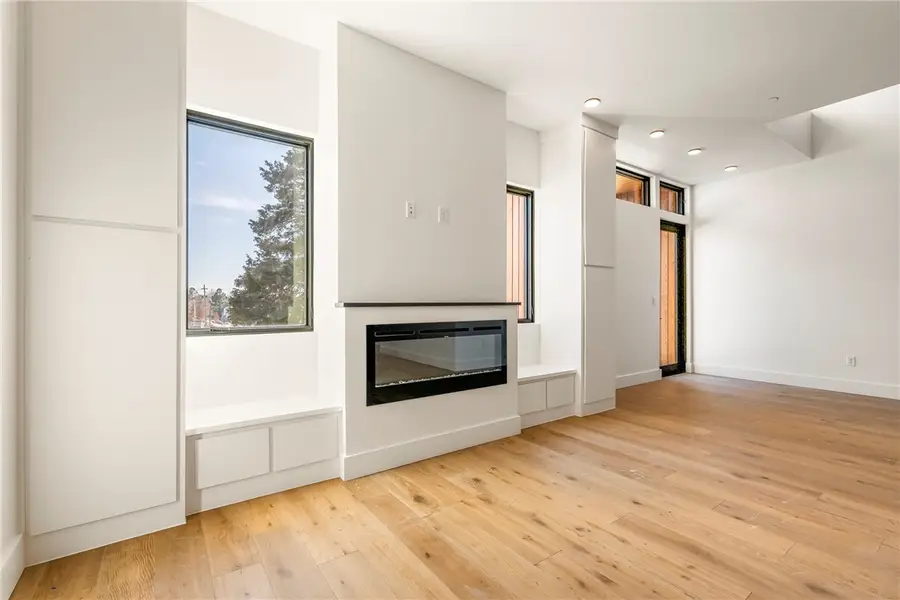 905 SE 4th #204, Bentonville, AR 72712 - #3