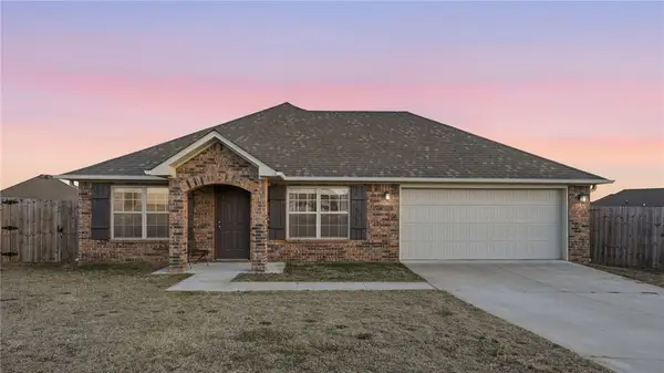 2009 Morgan Circle, Gentry, AR 72734