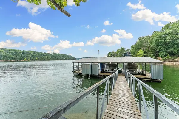 10135 Elizabeth Drive, Rogers, AR 72756