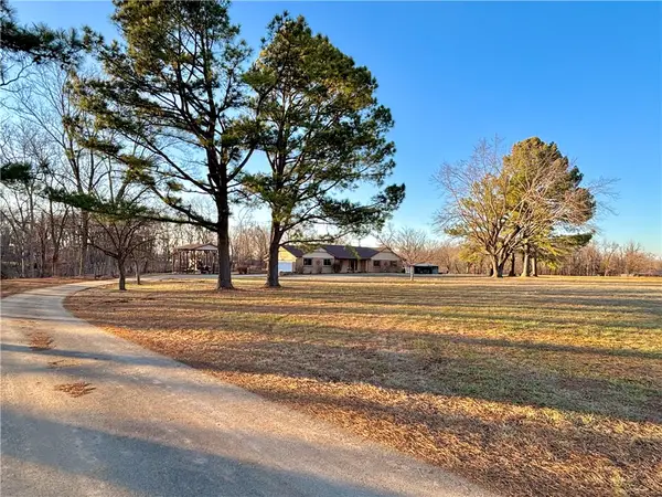 1480 Morgan Drive, Rogers, AR 72756