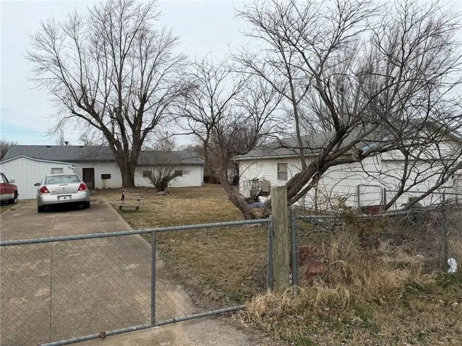 1407 S Rex Avenue, Joplin, MO 64801 - #2