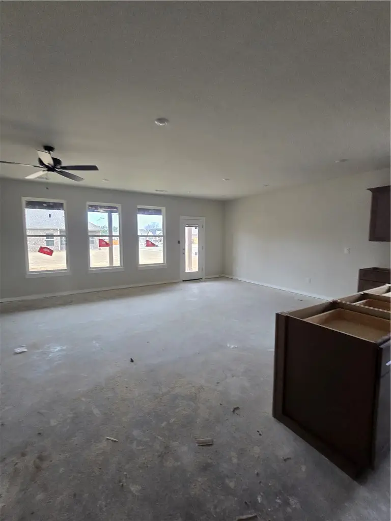 2308 N Zane Street, Siloam Springs, AR 72761 - #2