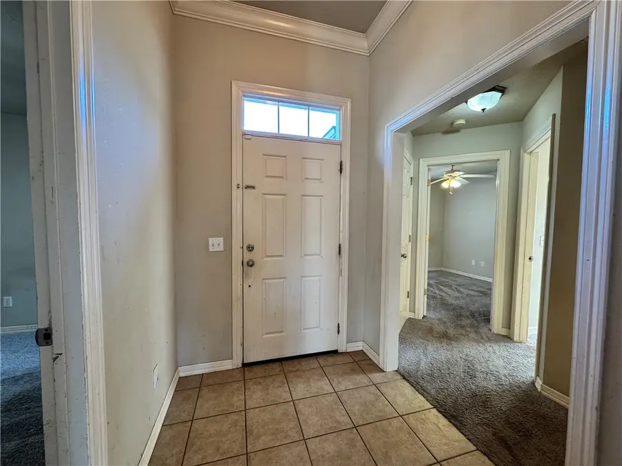 261 Carrington Avenue, Springdale, AR 72764 - #2