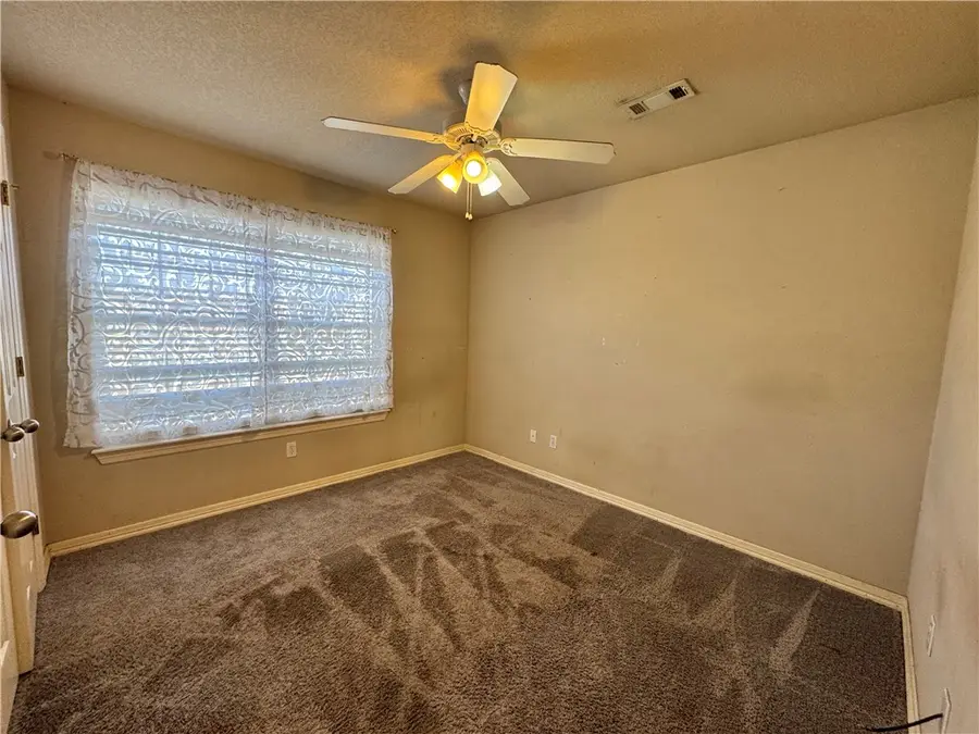 261 Carrington Avenue, Springdale, AR 72764 - #3