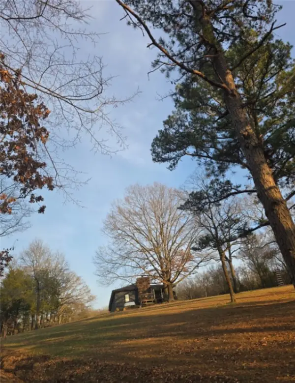 11404 Lucian Wood Road, Cedarville, AR 72932