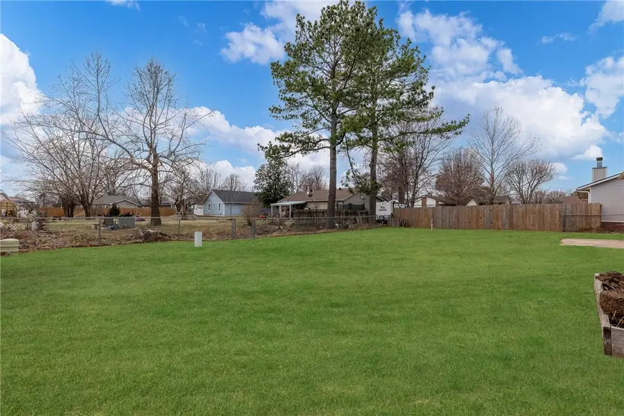 1322 W Lela Street, Rogers, AR 72758 - #2