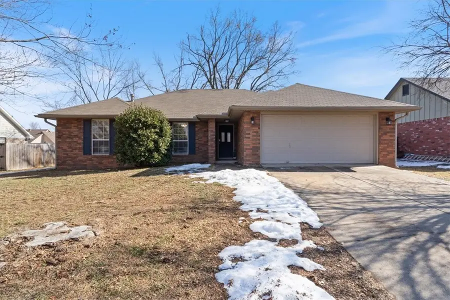 1303 N Flamingo Road, Rogers, AR 72756 - #2