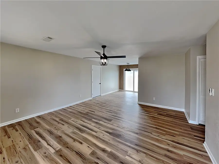 1810 S Beth Drive, Rogers, AR 72758 - #3