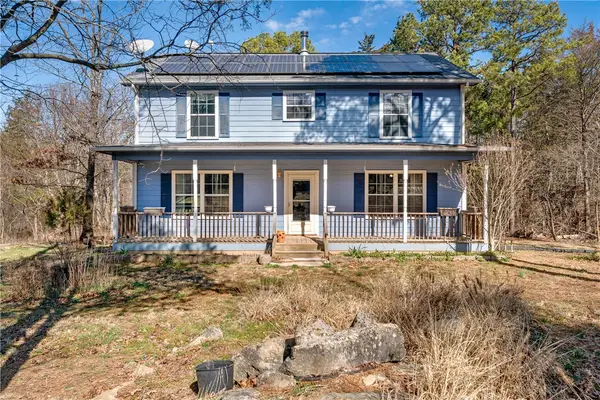 80 County Road 2560, Eureka Springs, AR 72631