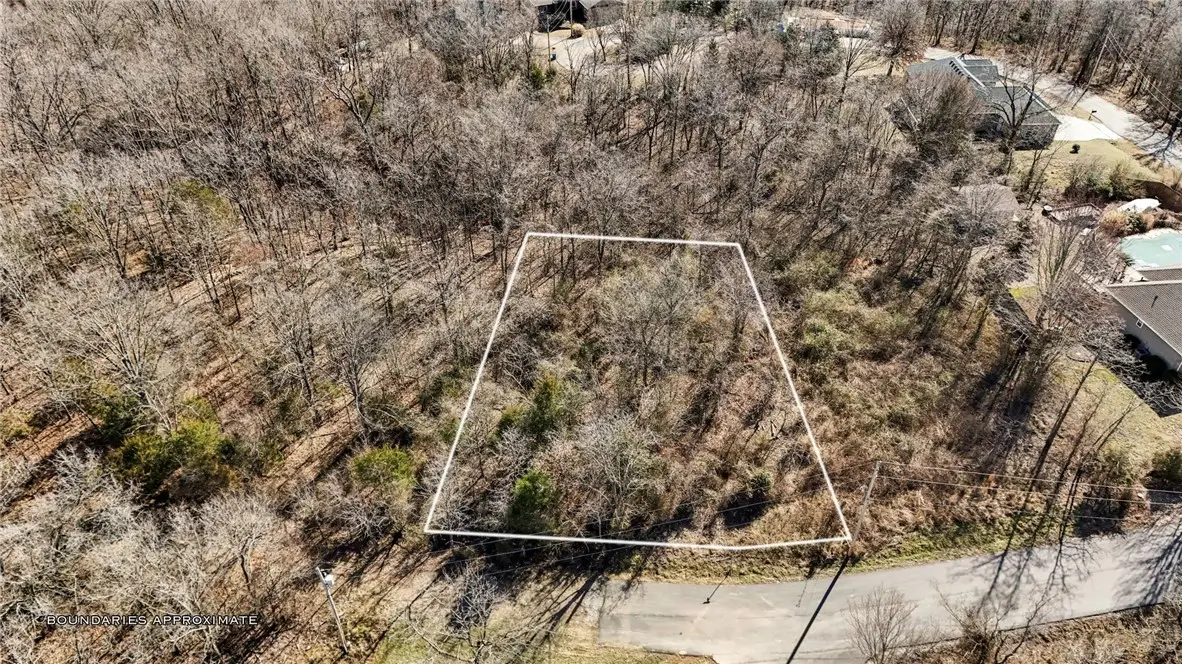 Clevelys Lane, Bella Vista, AR 72715 - #1