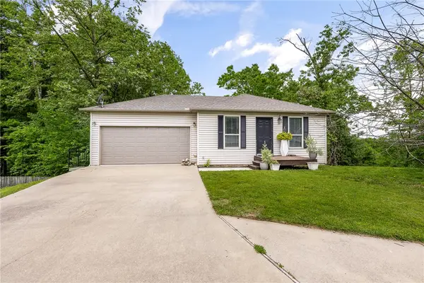 1615 Cresent Street, Bentonville, AR 72712