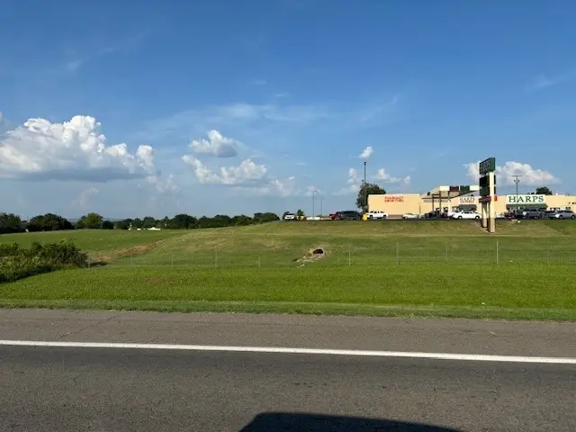 1188 W 6th Street, Waldron, AR 72958 - #2