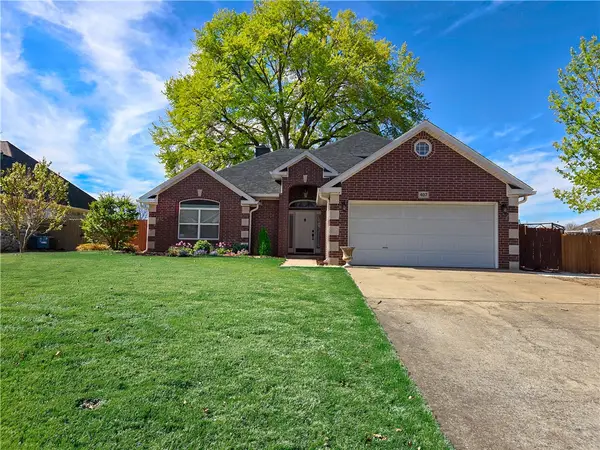 407 Old Forge Drive, Bentonville, AR 72712