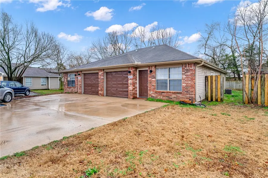 1673 & 1675 E Evalyn Circle, Fayetteville, AR 72701 - #2