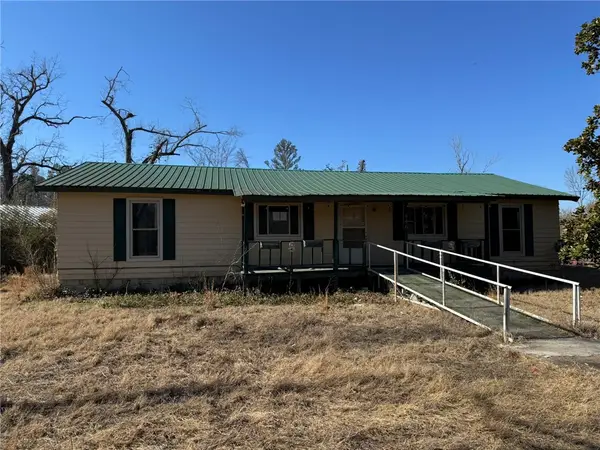 446 Steamboat Drive, Norfork, AR 72658
