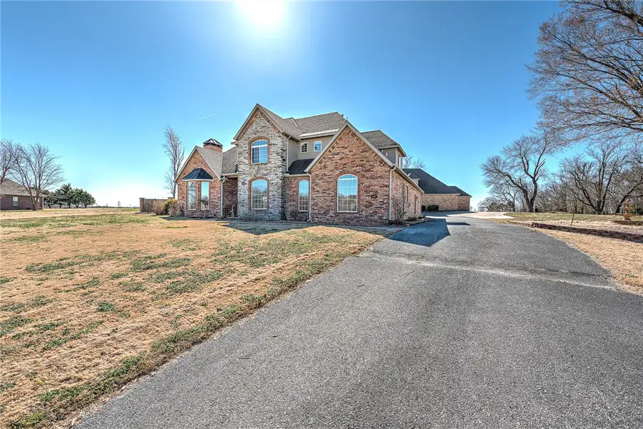 515 Candlelight Circle, Springdale, AR 72762 - #3