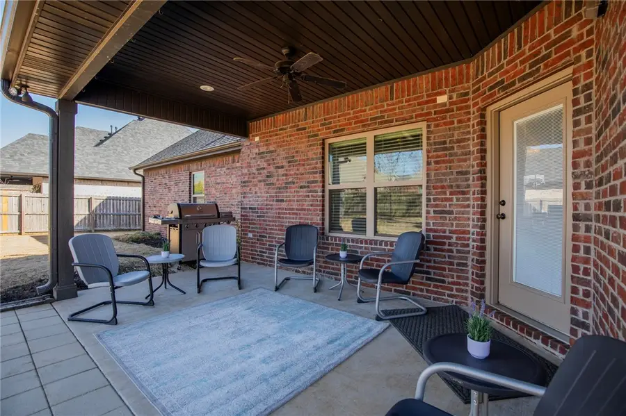 702 SE Fullerton Street, Bentonville, AR 72712 - #2