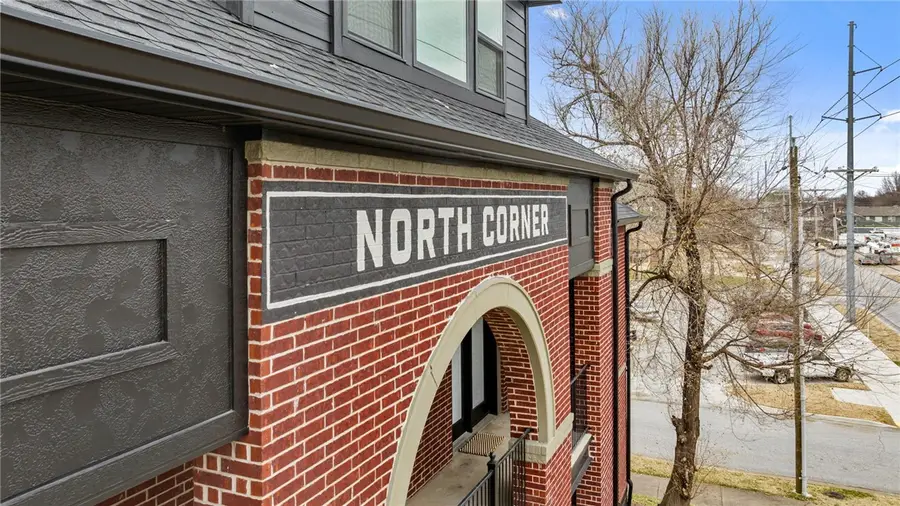 1115 N Leverett Avenue #104, Fayetteville, AR 72703 - #3