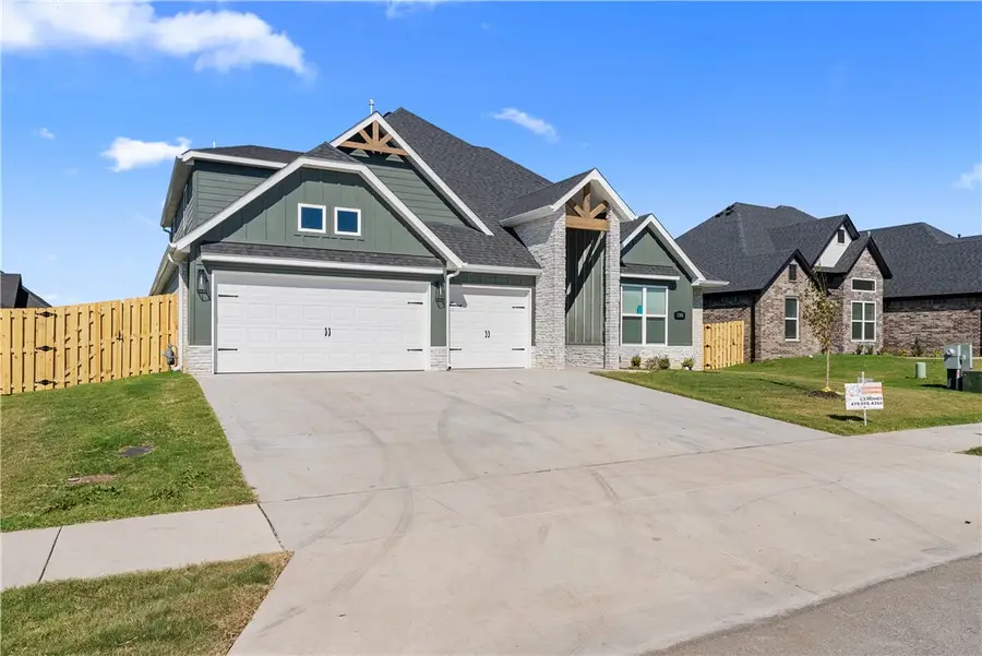 1111 Canyon Maple Street, Centerton, AR 72719 - #2