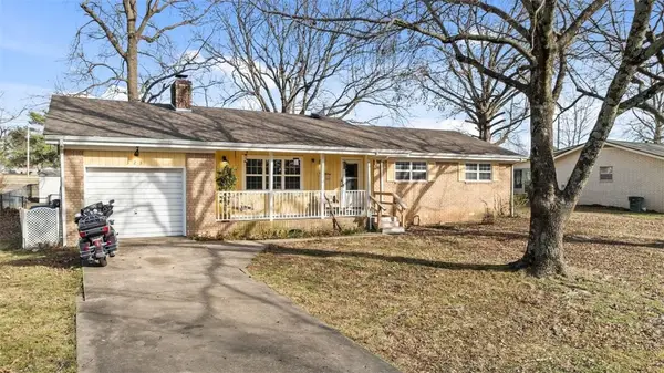 323 Western Hills Drive, Siloam Springs, AR 72761