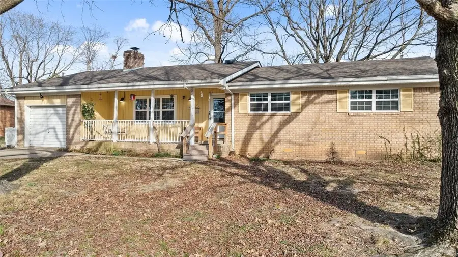 323 Western Hills Drive, Siloam Springs, AR 72761 - #2