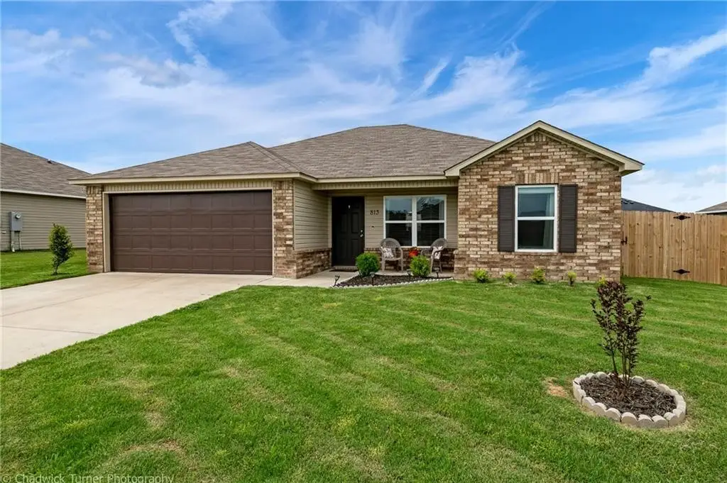 813 NW Evans Circle, Bentonville, AR 72713 - #1