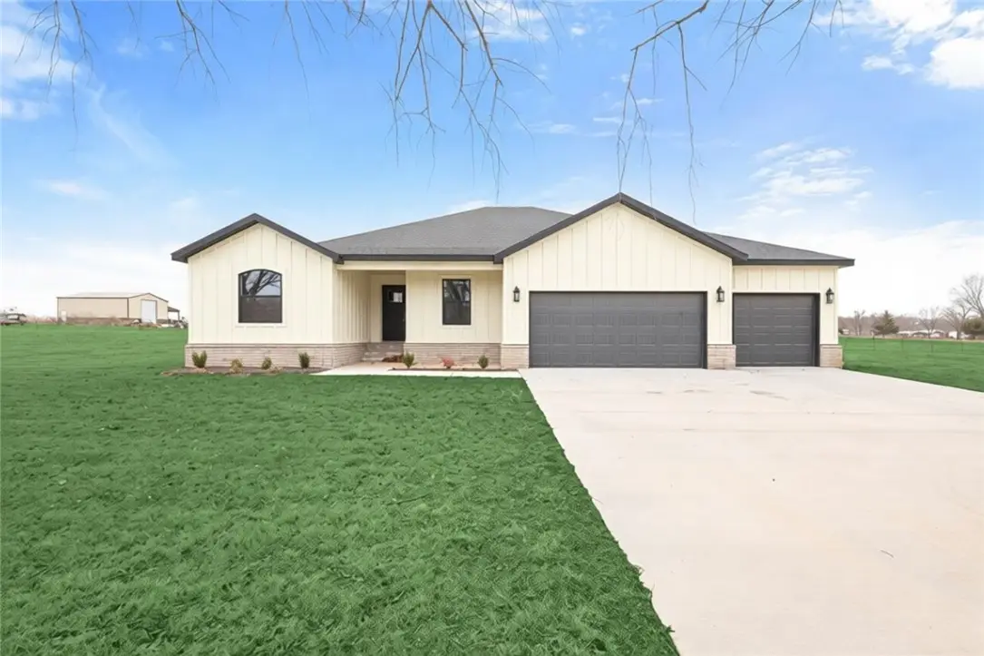 1145 John Renfroe Road, Pea Ridge, AR 72751 - #1