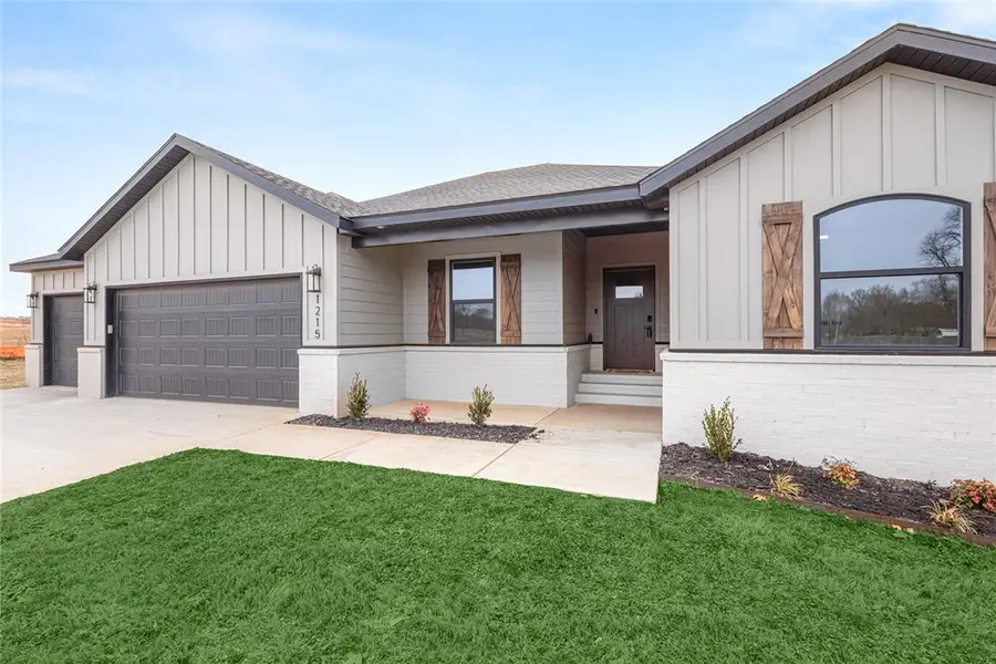 1215 John Renfroe Road, Pea Ridge, AR 72751 - #2